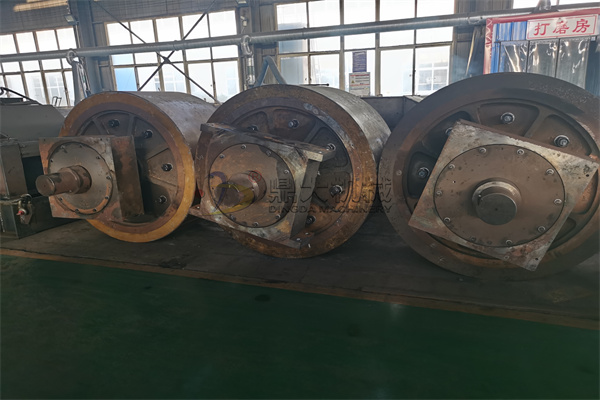 對輥破碎機輥皮 對輥破碎機輥皮