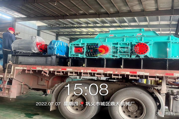 發(fā)浙江臺(tái)州臨海 2PG1000*6 00液壓彈簧雙保對(duì)輥破碎機(jī)