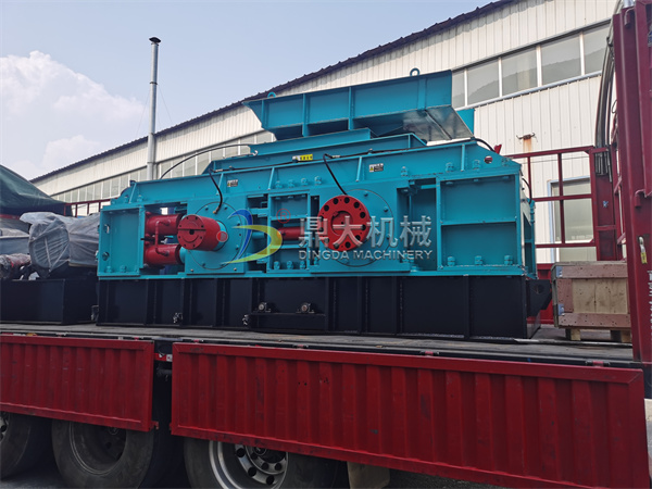 發(fā)云南玉溪1280液壓對(duì)輥制砂機(jī)