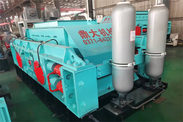 對輥破碎機(jī) 對輥破碎機(jī)