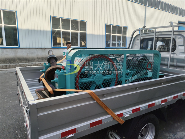 發(fā)湖北黃岡400×400對輥破碎機