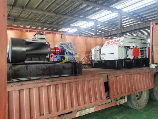 發(fā)山西府谷縣1000×800對輥制砂機