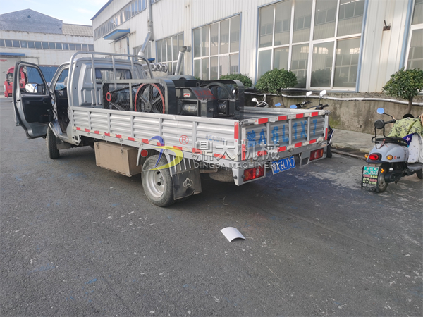 發(fā)河南偃師400×250不銹鋼對輥破碎機