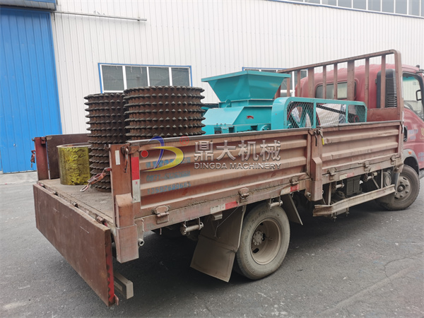 發(fā)重慶450×500雙齒輥破碎機