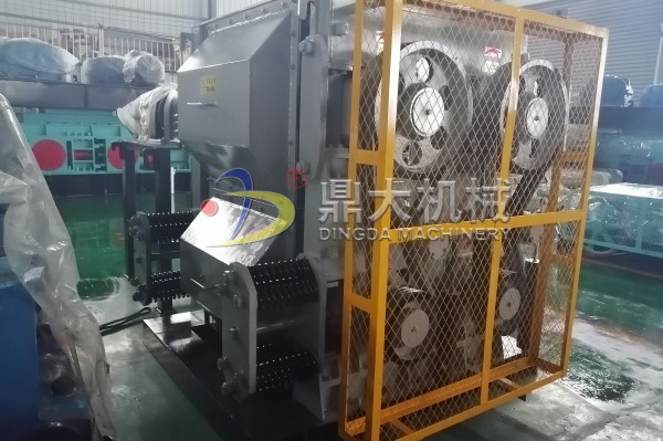 四齒輥破碎機(jī) 四齒輥破碎機(jī)