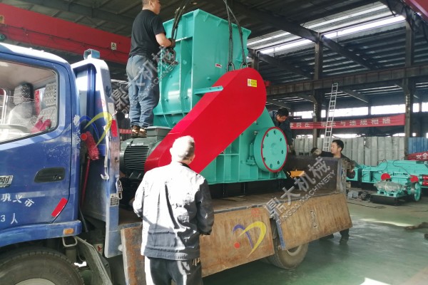 雙級(jí)破碎機(jī) 雙級(jí)破碎機(jī)