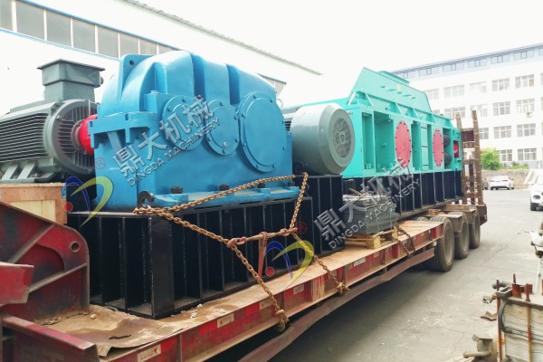 雙齒輥破碎機(jī) 雙齒輥破碎機(jī)